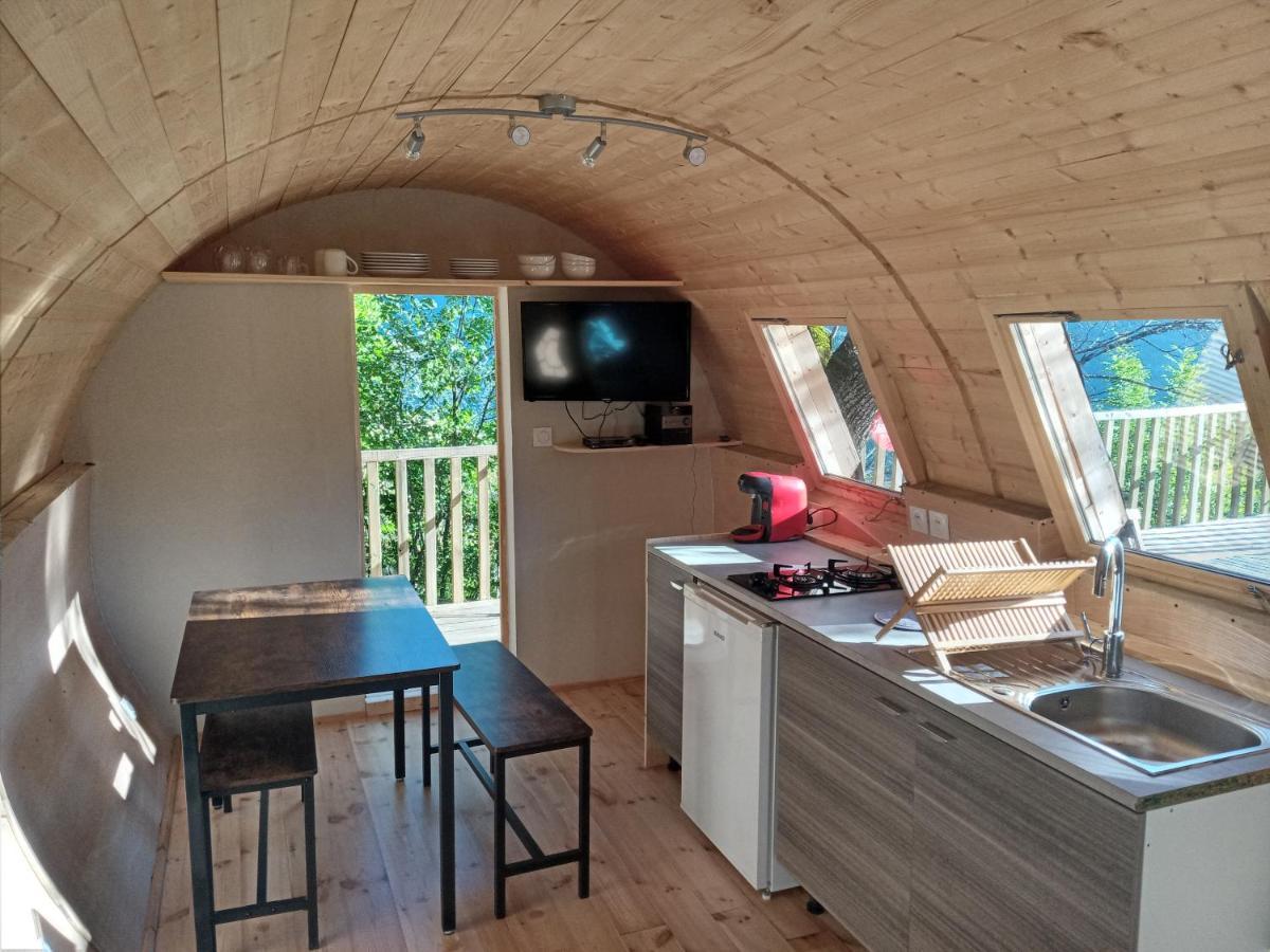 Les Insolites Du Villaret Saint-Vincent-les-Forts Kültér fotó